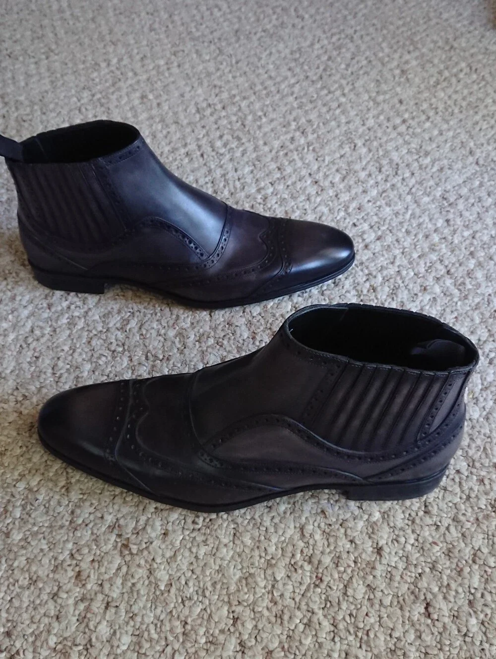 Dolce & Gabbana polished ankle boots in dark gray size 9-9.5